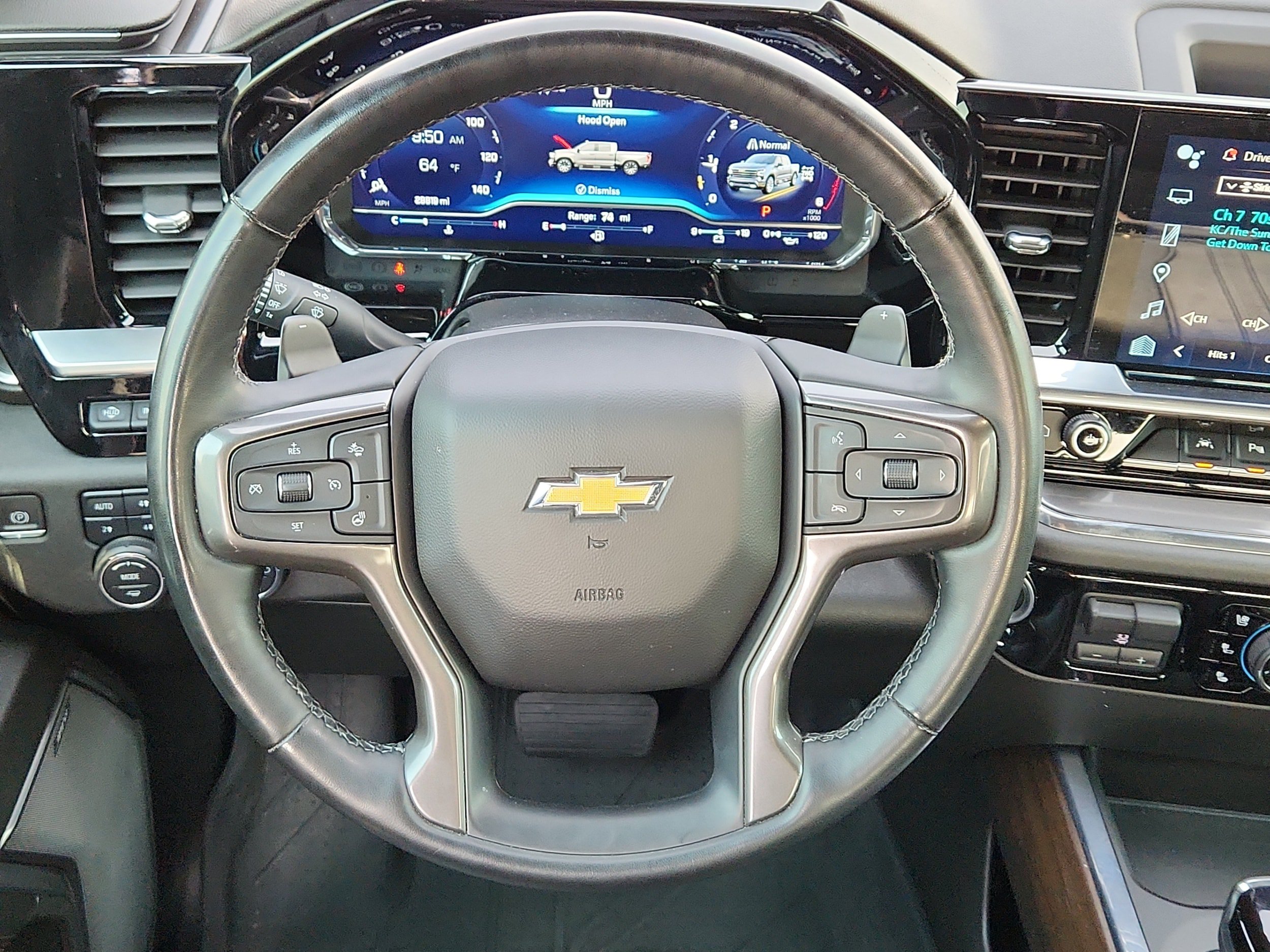 Used 2023 Chevrolet Silverado 1500 High Country w/ High Country Premium Package AWD/4WD image 18