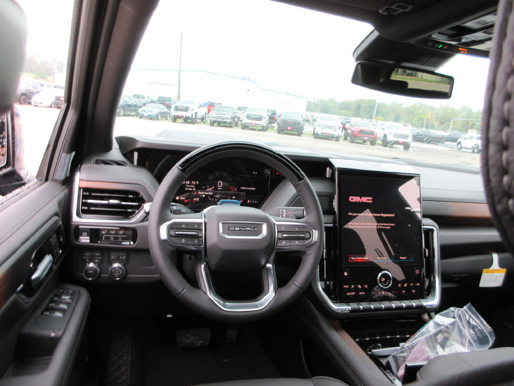 New 2027 GMC Yukon Denali w/ Sun & Power Step Package AWD/4WD image 13
