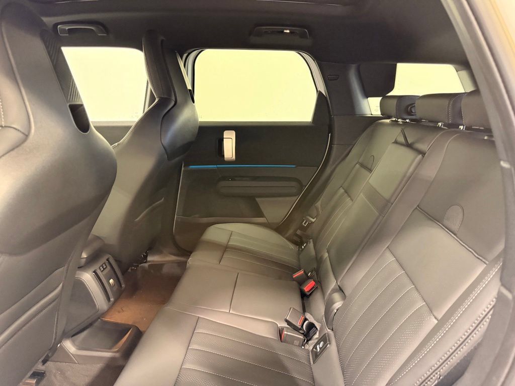 New 2027 MINI Cooper Countryman S w/ Comfort Package Max AWD/4WD image 21
