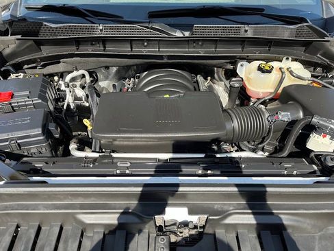 Used 2020 GMC Sierra 1500 SLE w/ SLE Value Package image 28