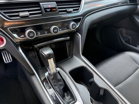 Used 2022 Honda Accord Sport image 13