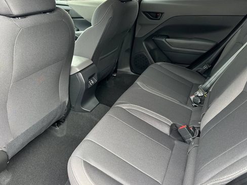 Used 2025 Subaru Crosstrek 2.5i Premium AWD/4WD image 12