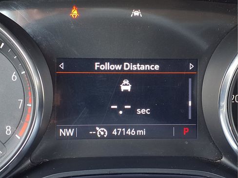 Used 2022 Buick Encore GX Preferred w/ Cold Weather Comfort Package FWD image 17