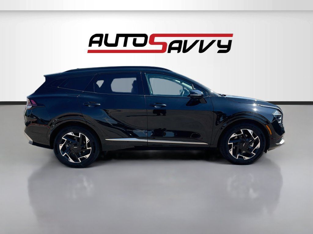 Used 2025 Kia Sportage SX FWD image 8