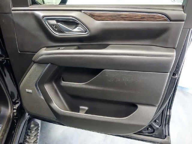 Certified 2021 Chevrolet Tahoe Z71 w/ Rear Media and Nav Package AWD/4WD image 36