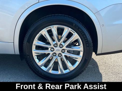 Used 2020 Cadillac XT6 Premium Luxury FWD image 21