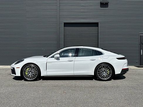 New 2026 Porsche Panamera 4 image 10