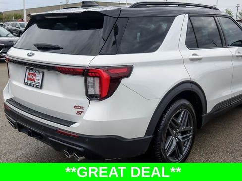 Used 2025 Ford Explorer ST AWD/4WD image 8