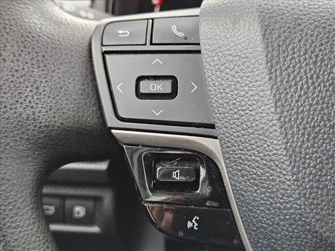 Used 2025 Toyota Camry LE image 15