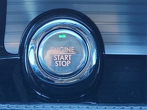 Used 2022 Lincoln Corsair AWD w/ Premium Package image 20