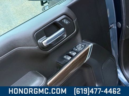 Used 2021 Chevrolet Silverado 1500 LT Trail Boss w/ Bed Protection Package image 15