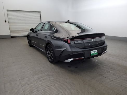 Used 2025 Hyundai Sonata SEL FWD image 5