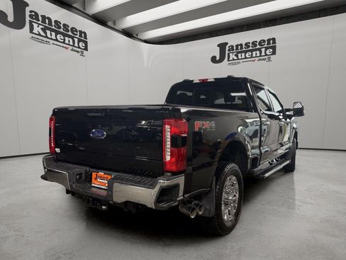 Used 2024 Ford F350 Lariat w/ Chrome Package AWD/4WD image 3