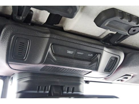 Used 2024 Jeep Wrangler Unlimited w/ Convenience Group image 23