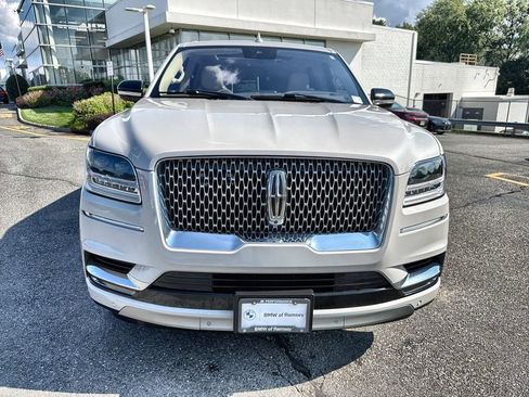 Used 2019 Lincoln Navigator Reserve AWD/4WD image 14