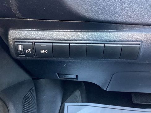 Used 2024 Toyota Corolla LE image 18