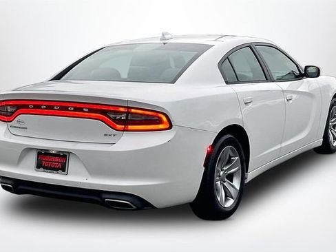 Used 2015 Dodge Charger SXT RWD image 13