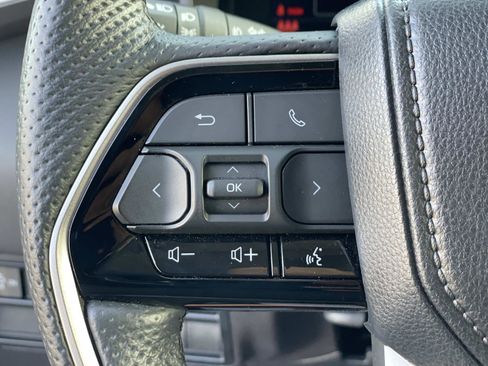 Used 2024 Toyota Tundra Limited image 8