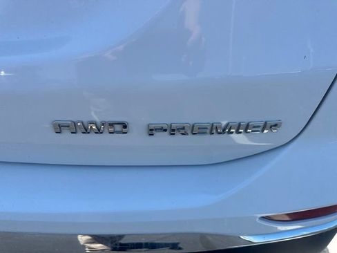 Used 2019 Chevrolet Equinox Premier AWD/4WD image 6