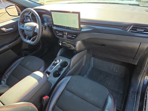 Certified 2024 Ford Escape ST-Line Select w/ Tech Pack #1 image 16