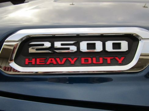 Used 2022 RAM 2500 Limited AWD/4WD image 45