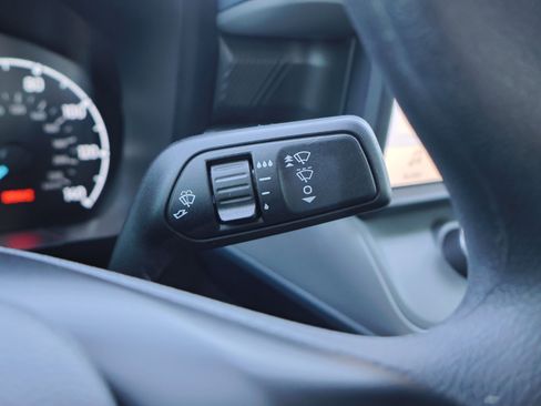 Used 2024 Ford Maverick XL image 18