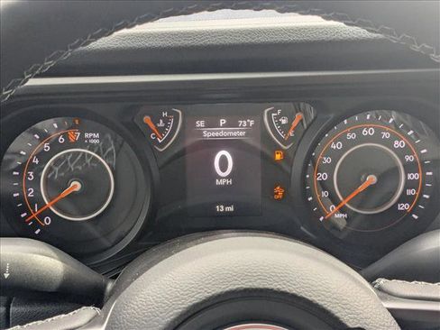 New 2026 Jeep Gladiator Sport AWD/4WD image 11