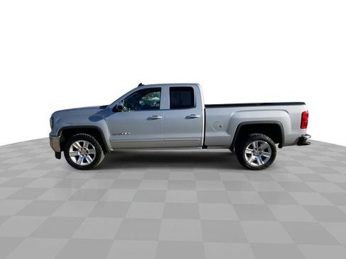 Used 2017 GMC Sierra 1500 SLE w/ SLE Value Package image 5