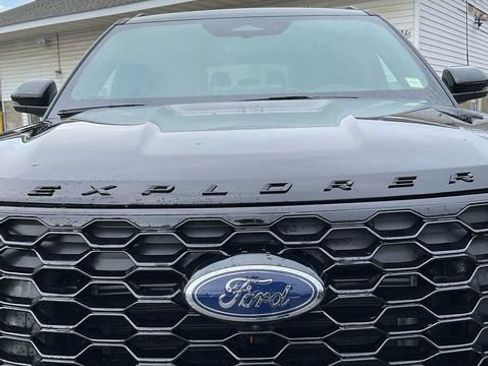 Used 2026 Ford Explorer ST w/ Sun And Sound Package AWD/4WD image 13