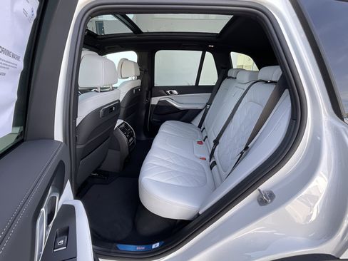 New 2026 BMW X5 sDrive40i w/ Climate Comfort Package image 26