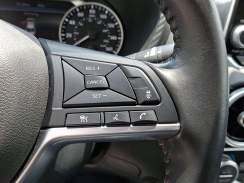 Used 2021 Nissan Sentra SV FWD image 21