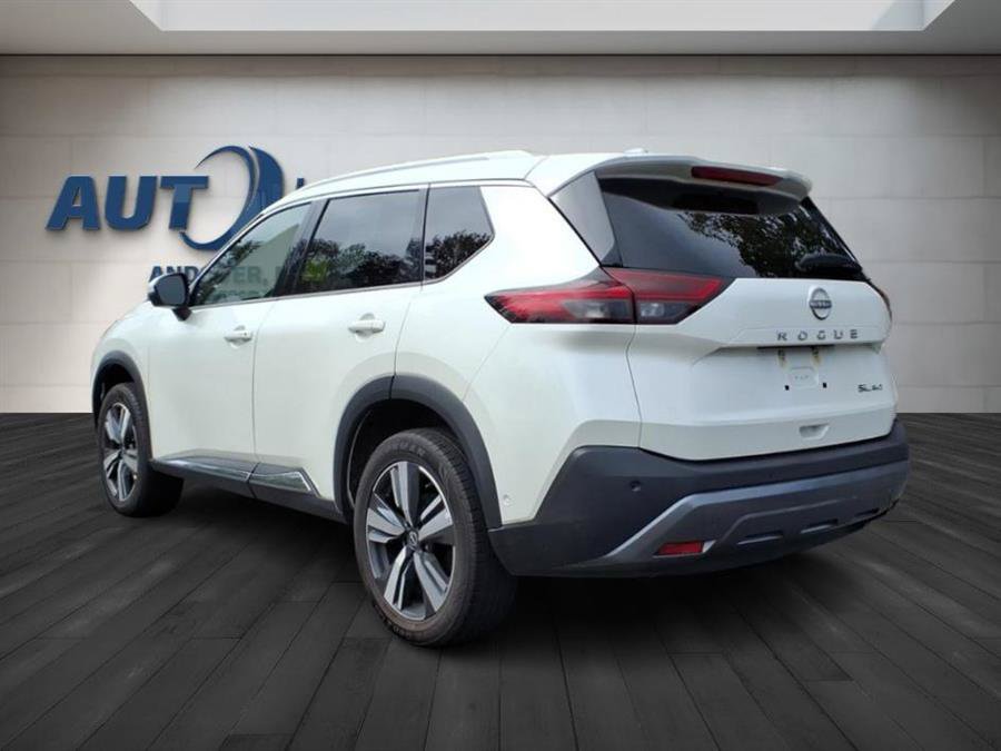 Used 2023 Nissan Rogue SL w/ SL Premium Package AWD/4WD image 16