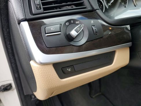 Used 2016 BMW 528i xDrive Sedan image 9