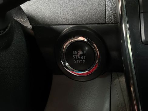 Used 2013 Toyota Camry XLE FWD image 27