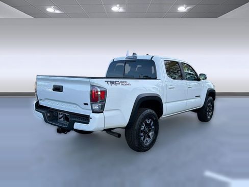 Used 2022 Toyota Tacoma TRD Off-Road w/ Technology Package RWD image 9