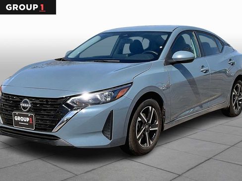 Used 2024 Nissan Sentra SV image 1