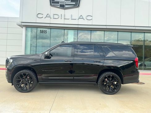 Used 2024 GMC Yukon Denali Ultimate image 2
