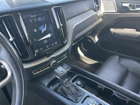 Used 2020 Volvo XC60 T6 Inscription w/ Protection Package Premier AWD/4WD image 26