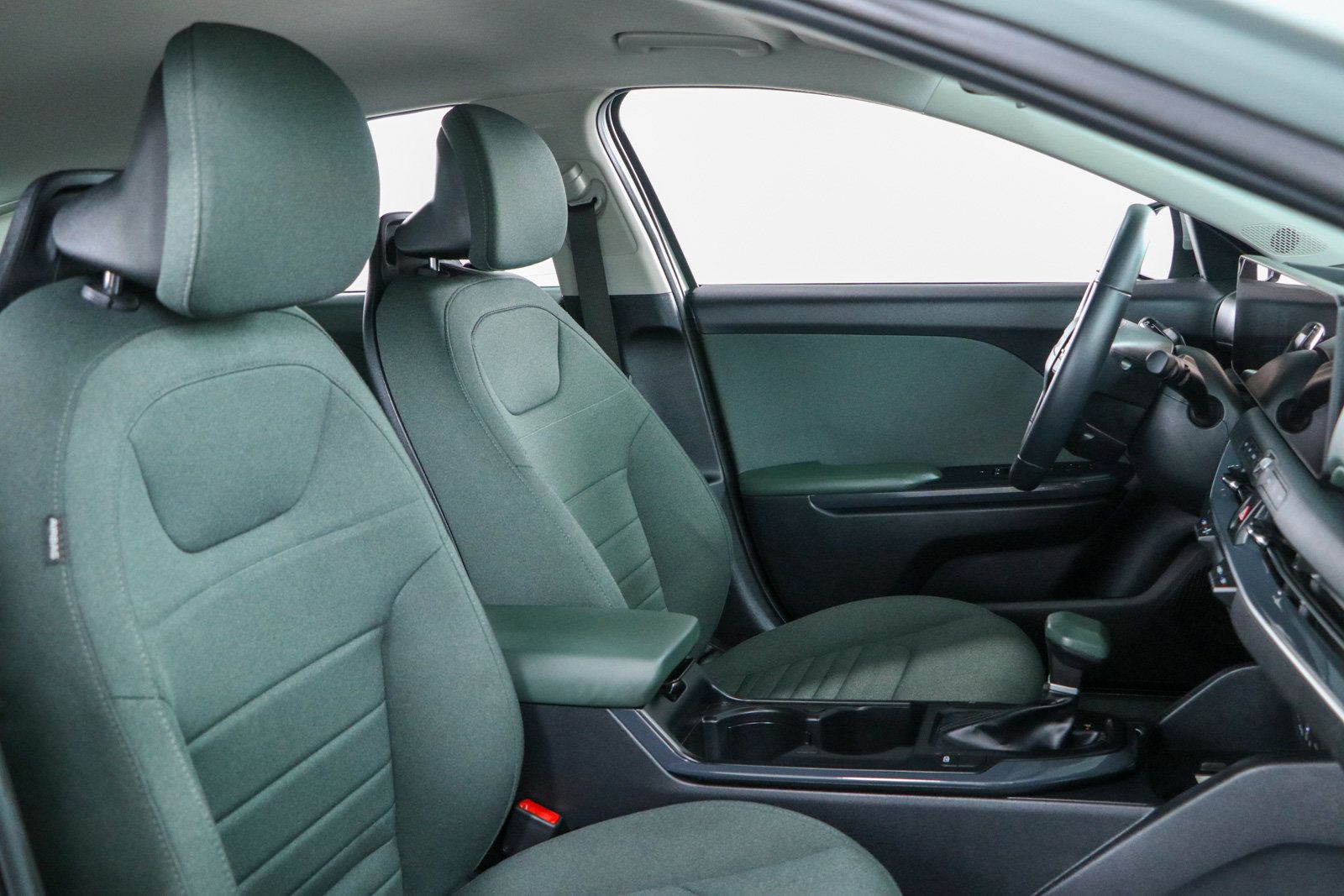 Used 2025 Kia K4 EX FWD image 26