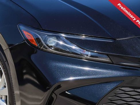 Used 2025 Toyota Camry LE w/ Convenience Package FWD image 4