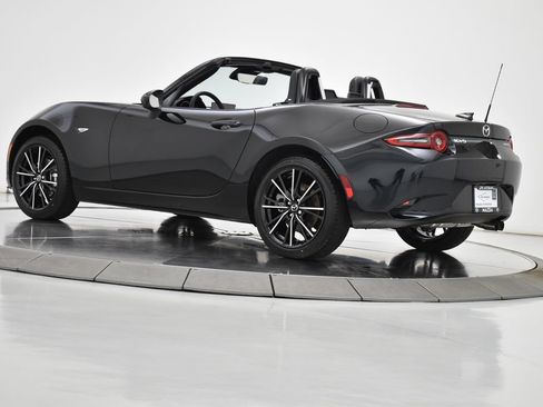 New 2026 MAZDA MX-5 Miata Grand Touring w/ Weather Package RWD image 18