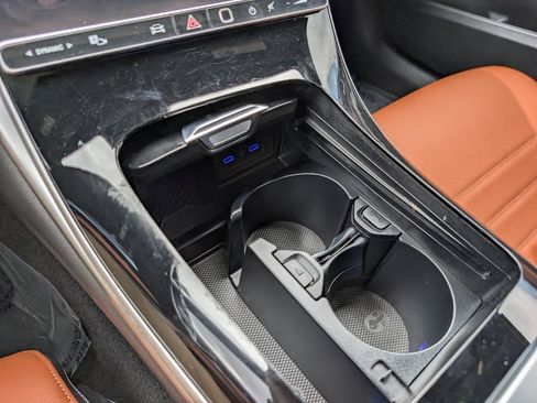 Certified 2024 Mercedes-Benz C 300 4MATIC Sedan image 19