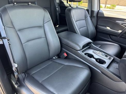 Used 2025 Honda Ridgeline RTL image 10