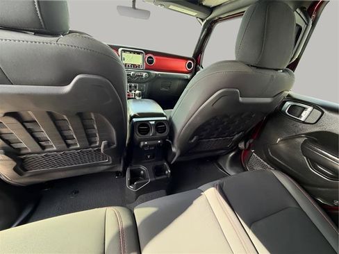 Used 2021 Jeep Gladiator Rubicon image 28
