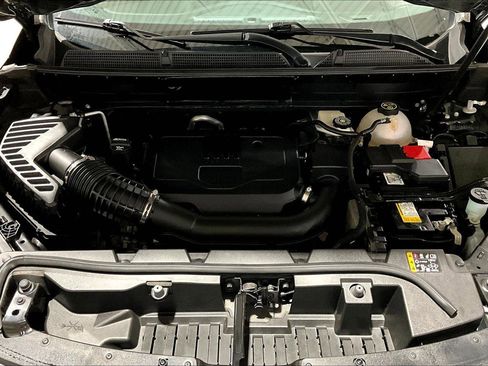 Used 2023 GMC Acadia SLT image 10