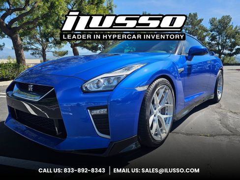 Used 2021 Nissan GT-R Premium AWD/4WD image 1