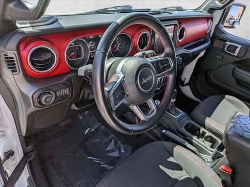 Used 2022 Jeep Wrangler Unlimited Rubicon AWD/4WD image 10