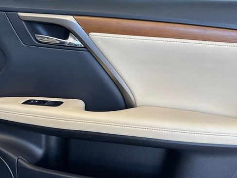 Certified 2022 Lexus RX 350 FWD w/ Premium Package image 22