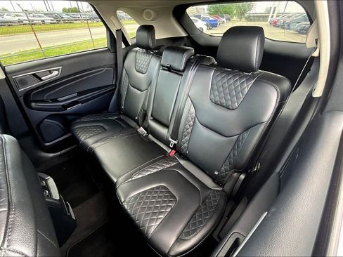 Used 2024 Ford Edge Titanium AWD/4WD image 36