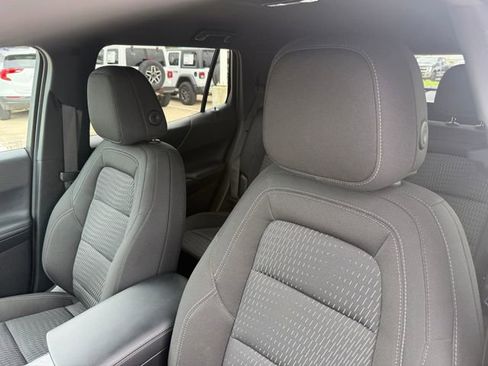 Used 2025 Chevrolet Equinox LT image 13